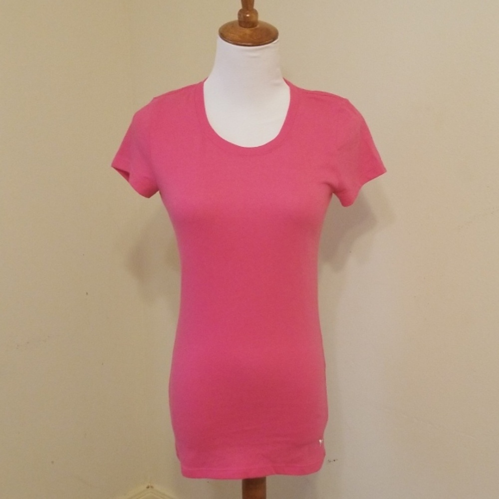 NWT Pink by Victoria's Secret tee